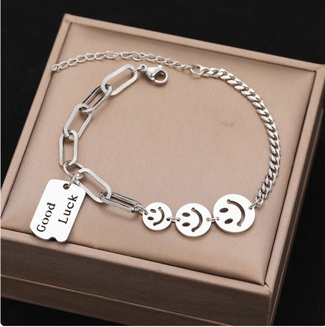 Infinite Love Bracelet in 925 Sterling Silver (One Piece)